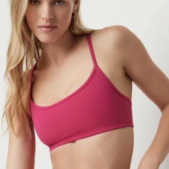 Vuori Magenta Strappy Sports Bra - Picture 6 of 6